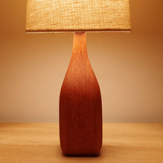 Table lamp in solid teak をアップしました