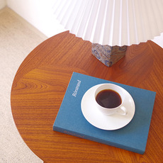 Side table in teak をアップしました