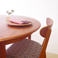 Round dining table in teak をアップしました
