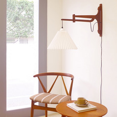 Bracket in solid teak をアップしました