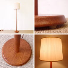 Floor lamp in solid teak をアップしました