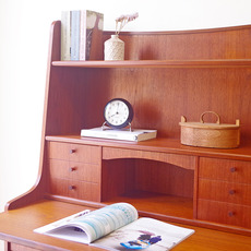 Bureau with bookcase & key をアップしました