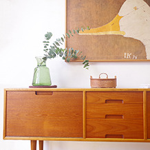 Sideboard with flip up doors in teak and oak をアップしました