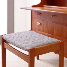 Stool in teak (mina perhonen) をアップしました