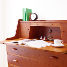 Bjerringbro Stolefabrik / Bureau in teak&oak をアップしました