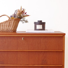 Chest of 3drawers with key in teak をアップしました