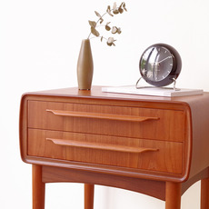 Johannes Andersen /Chest of 2drawers in teak をアップしました