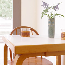 Alvar Aalto / Artek table (white/square) をアップしました