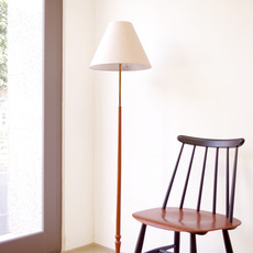 Floor lamp in teak をアップしました