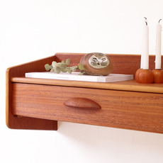 Wall shelf with drawer in teak をアップしました