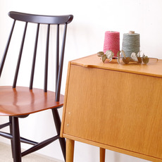 Sewing cabinet in oak をアップしました