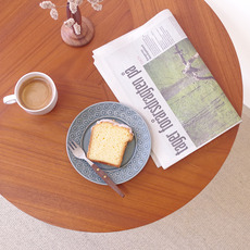 Round side table in teak をアップしました