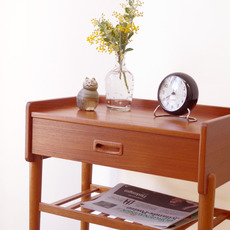 Omann Jun / Bed side chest in teak and oak をアップしました