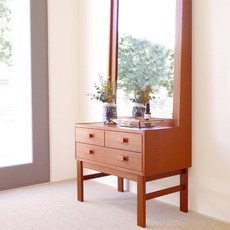 Nybrofabriken /Chest of 3drawers with large mirror をアップしました