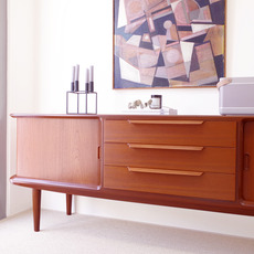 Edmund Jorgensen / Sideboard with tambour doors をアップしました