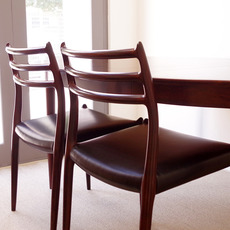 J.L.Moller/Set of 4dining chairs no.78 in rosewood をアップしました