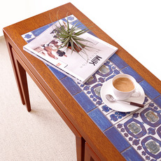 RoyalCopenhagen / Nesting table TENERA in mahogany をアップしました