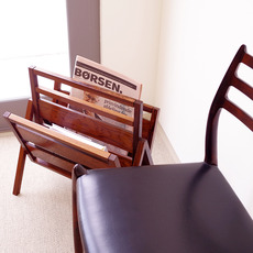 Magazine rack in rosewood をアップしました