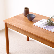 Borge Mogensen / Coffee table no.5350 in solid oak をアップしました
