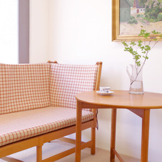 【張替代込】Borge Mogensen /The Spoke-Back Sofa をアップしました