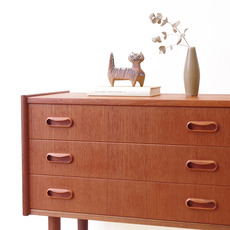 Chest of 3 drawers in teak をアップしました