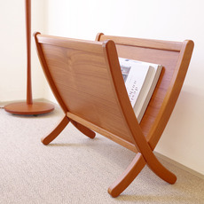 FBJ Mobler / Magazine rack in solid teak をアップしました