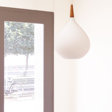Pendant lamp in glass&teak をアップしました