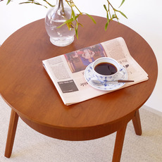 Round sewing table in teak をアップしました