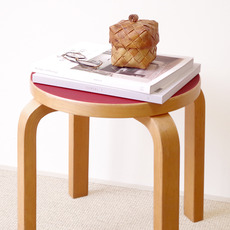 Alvar Aalto / artek stool NE60 をアップしました