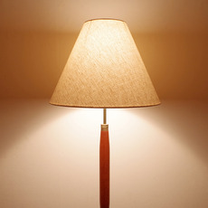 Floor lamp with telescopic in teak & brass をアップしました
