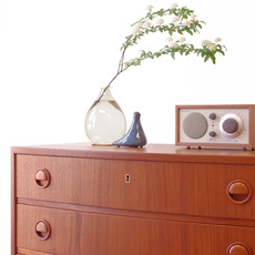 Kai Kristiansen / Bow front chest of 4drawers をアップしました