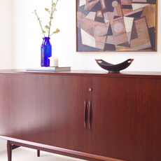 Arne Vodder /Sideboard with tambour doors Model.75 をアップしました