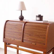 Bang&Olufsen /Cabinet with tambour doors in walnut をアップしました