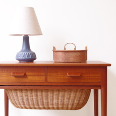 Sewing table in teak and rattan をアップしました 