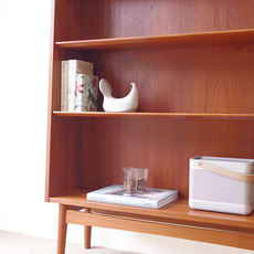 Johannes Sorth / Bookcase in teak をアップしました