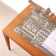 Royal Copenhagen/Tile top table TENERA in teak をアップしました