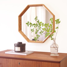 D. M. Spejle/Octagonal mirror in pine をアップしました