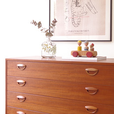 Kai Kristiansen / Chest of 4drawers in teak をアップしました