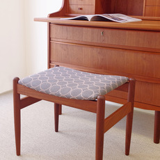 Stool in teak (mina perhonen) をアップしました