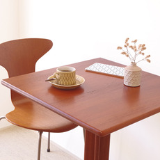 Square pedestal table in solid teak をアップしました