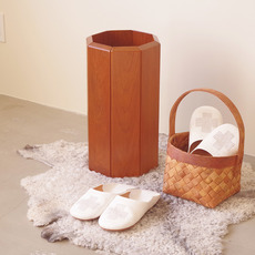 Kai Kristiansen / Umbrella stand in solid teak をアップしました
