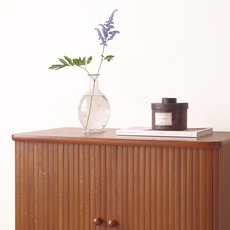 Cabinet with tambour doors をアップしました