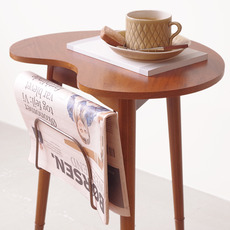 Kidney shaped table with newspaper holder をアップしました