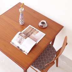 Ansager Mobler / Square dining table をアップしました