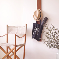 Aksel Kjersgaard /Coat rack in solid teak をアップしました