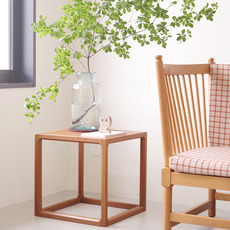 Kai Kristiansen / Cube side table in oak をアップしました