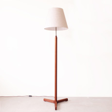 Floor lamp with telescopic in solid teak をアップしました