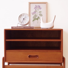 Arne Vodder / Bed side chest in teak をアップしました