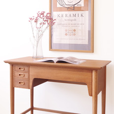 Desk with 3drawers in oak をアップしました