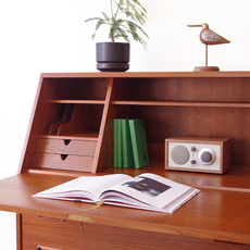 Arne Wahl Iversen / Bureau with key in teak をアップしました